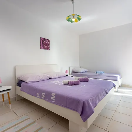 Apartments Davor Apartman *