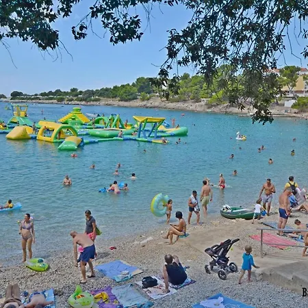 Apartments Davor Banjole