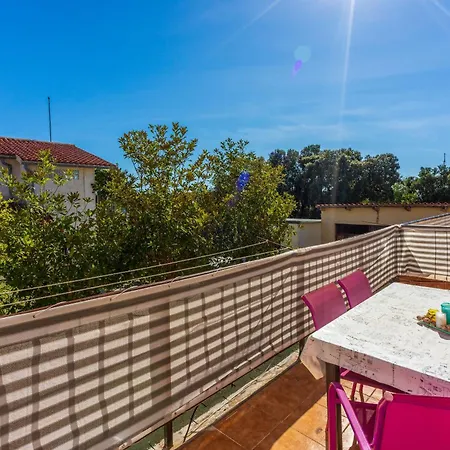 Apartments Davor