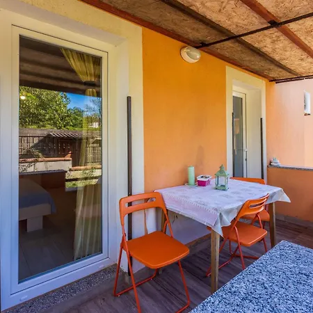 Apartment Apartments Davor