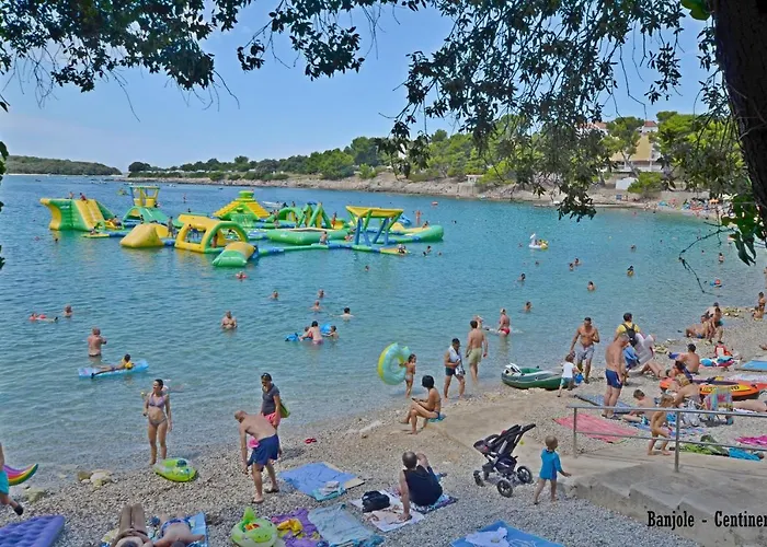 Apartments Davor Banjole