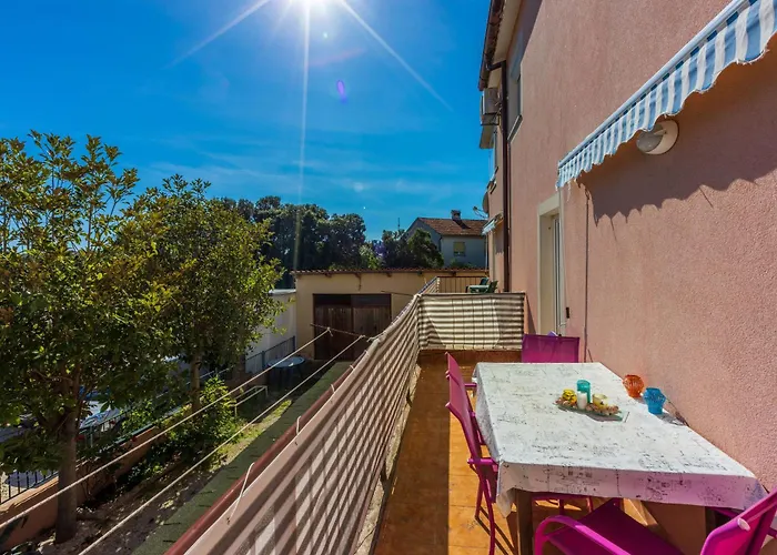 Apartman Apartments Davor