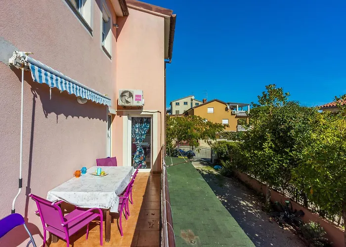 Apartments Davor Apartman